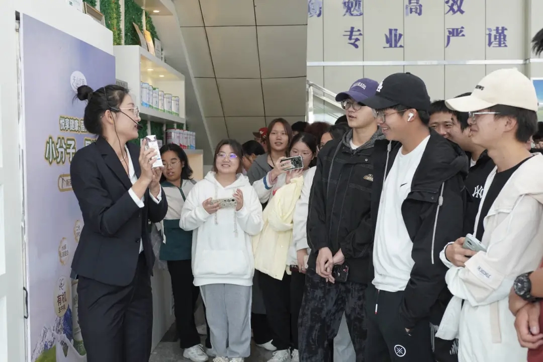 _cgi-bin_mmwebwx-bin_webwxgetmsgimg__&MsgID=1350510582003687889&skey=@crypt_d7723396_980ca646b5bfa1a91b356fbfa7483fcf&mmweb_appid=wx_webfilehelper